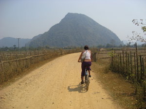 Rumbly road back to Vang Vieng