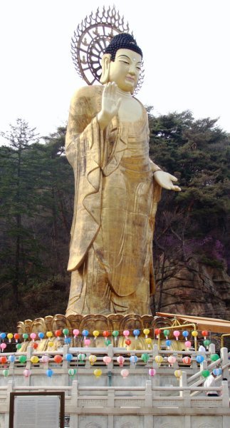 A big Buddha