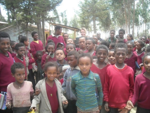 Ruta with group of schoolkids