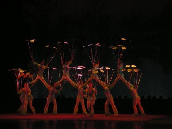 Chinese Cirque de Soleil