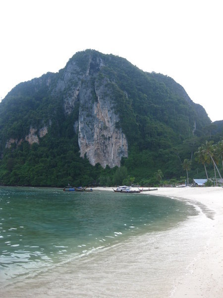 Vue de la plage de Koh Phi-Phi Don