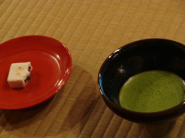 Japanese tea ceremonial, Green Tea and Cake