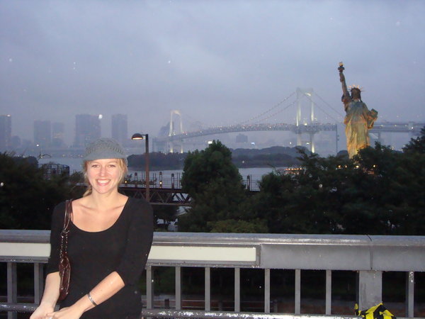 Rainbow Bridge and Statue of Liberty Replica