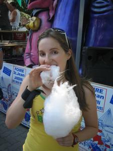 With the Tour in town, there were all free things everywhere!  Cotton Candy, drinks, cheese and crakers, it had it all!