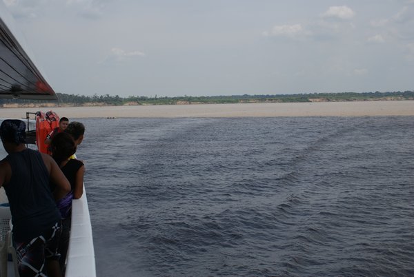 Meeting of the rivers from the Manaus side