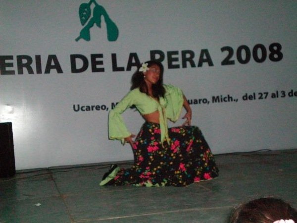 diana on stage performing flamenco