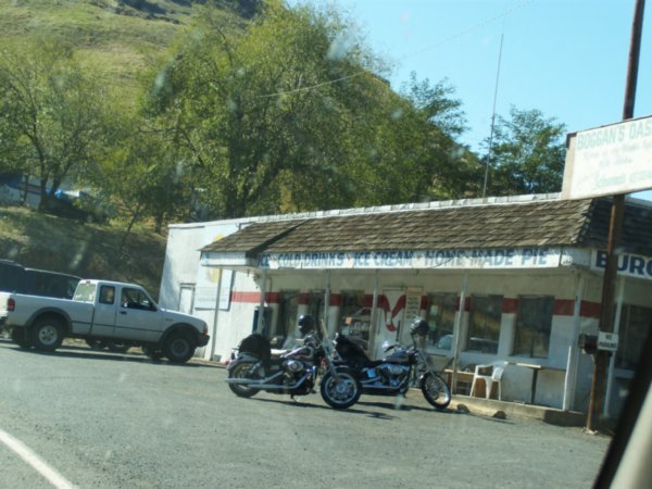 Little store in the middle of nowhere
