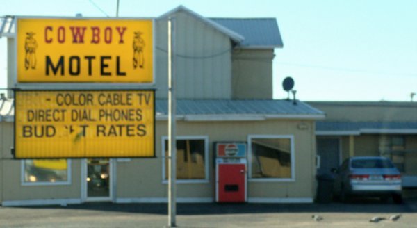Amarillo, TX - Cowboy Motel