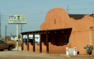 Winslow, AZ - Pueblo nightclub