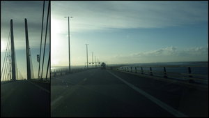 Le fameux point international, entre le Danemark et la Suède. On voit le pont disparaître et la mer prendre toute la place.          