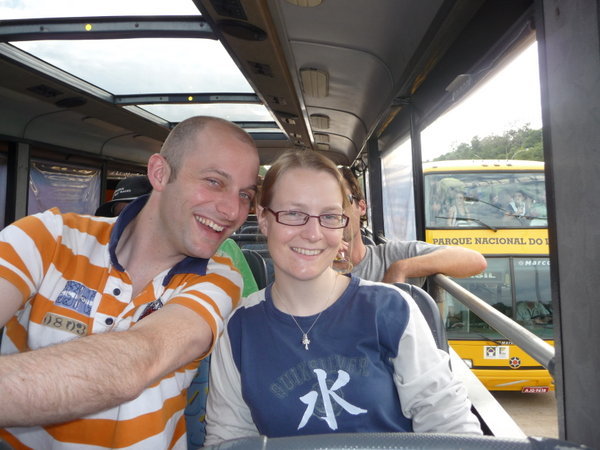 Sharon and Bastiaan on the bus to Parque Naçional Iguaçu