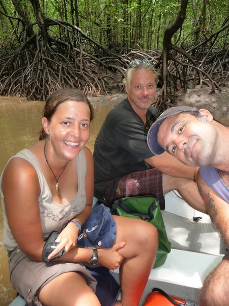 Rob, Rik and I in the dingy exploring the mangroves...