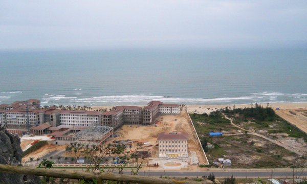 Construction Near Hoa