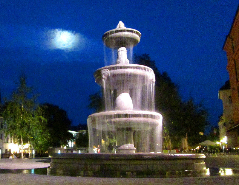 Riverside Fountain