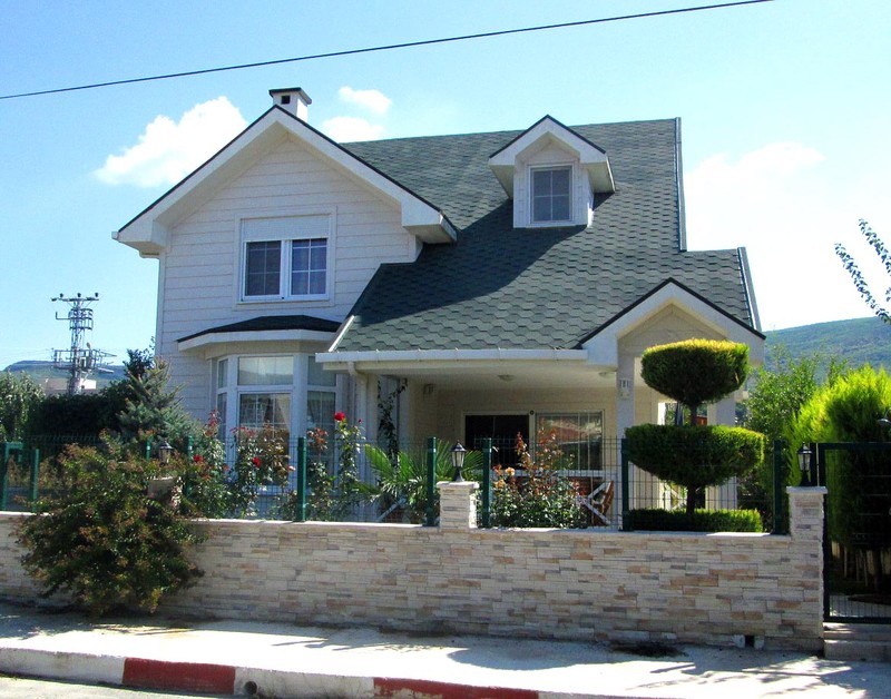 Guzelyali House