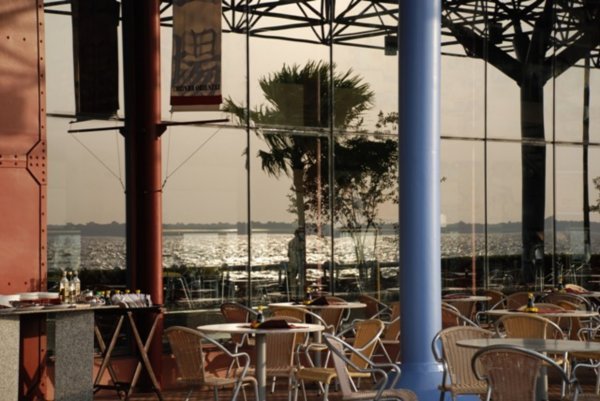 Cafe terrasse (Belem's harbour)