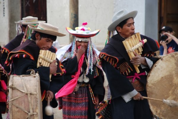 Musicians (Tarabuco)