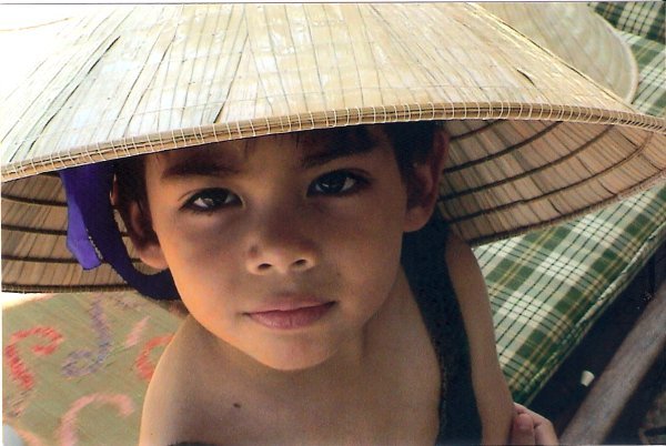 Sprog in Saigon 2003