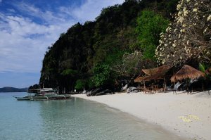 Vacant small beach in Coron island hopping