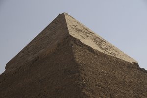 Middle pyramid