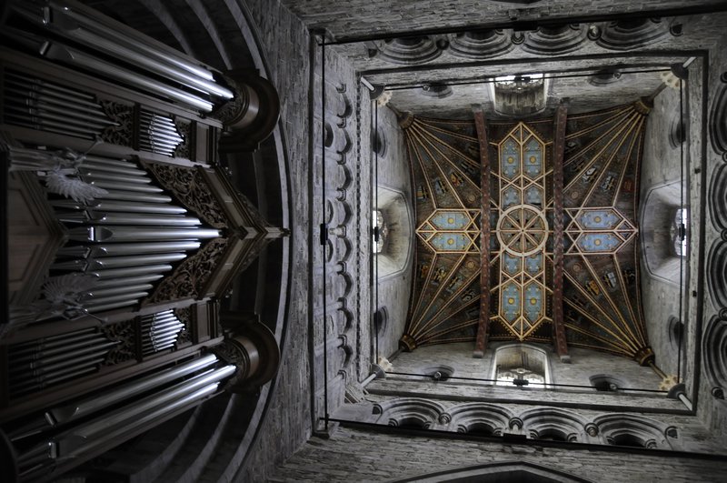 12 - Inside St Davids Cathedral