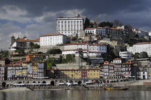 52 - Porto form oppoie River Duoro