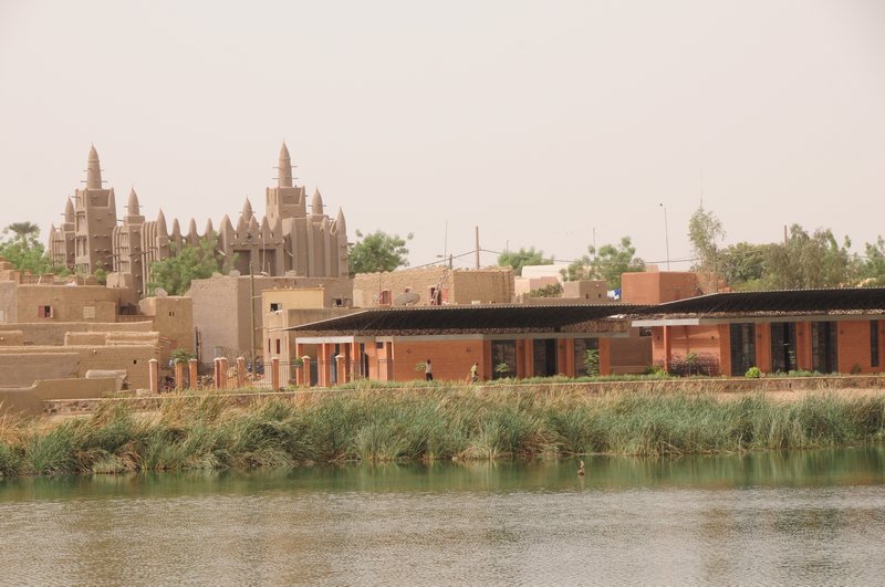 29 - mosque and museum Mopti