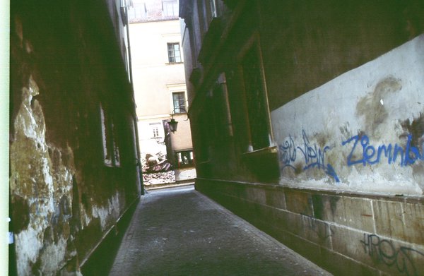 9a - The alleyway in 2004