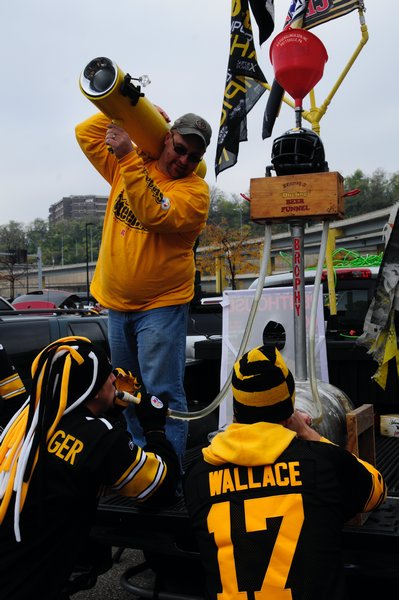 1 - Tailgatting with Steelers