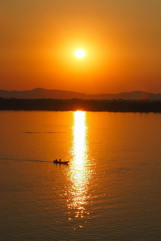 River Sunset, Mawlamyine