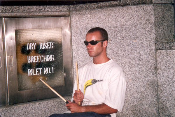 Singapore, Dry Riser World Tour 1996