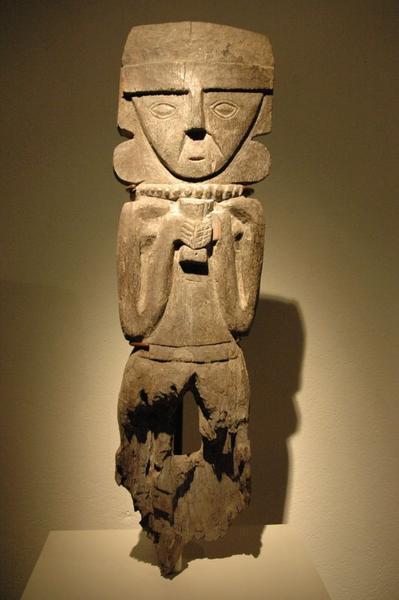 Pre-Columbian wood carving