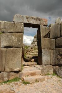 Inca doorway at Sucsayhuaman