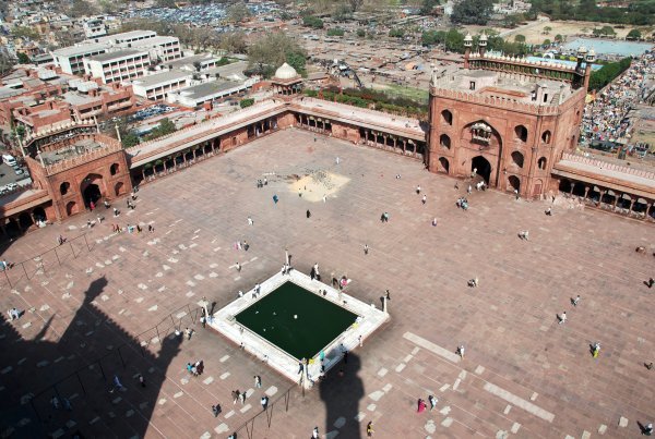 The courtyard of Jama Masjid