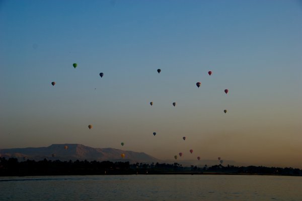 Balloons over Luxor