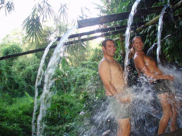 Funny Pic at the Hotsprings By Klif's