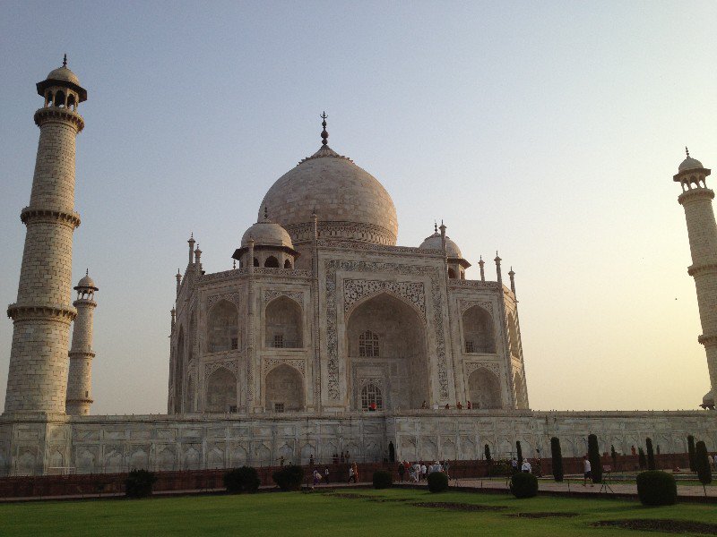 The Taj and the sunrise