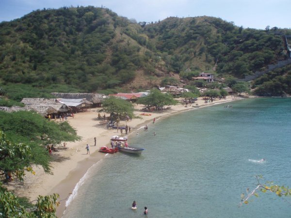 Tagonga:  Playa Blanca