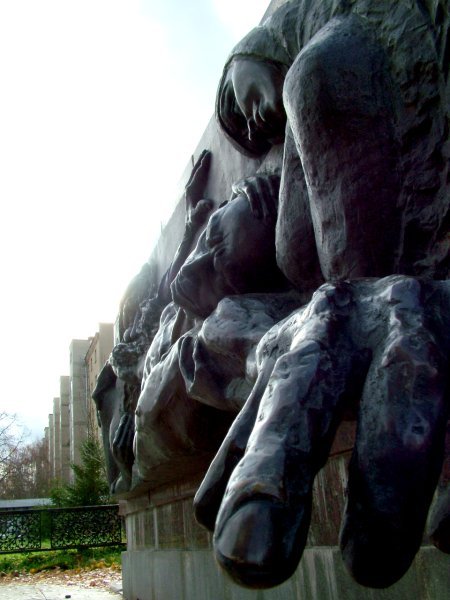 Close up on the Afghanistan War Monument sculpture