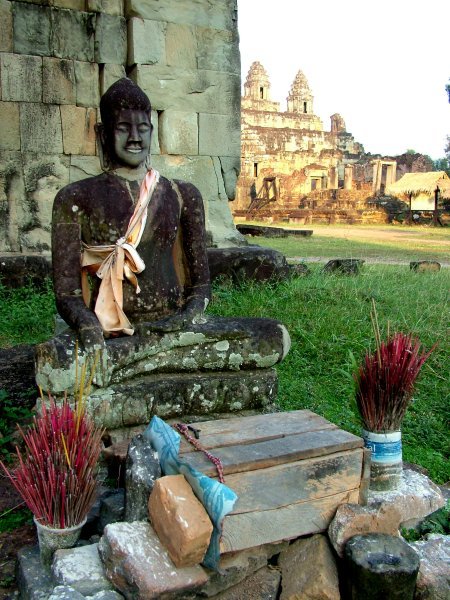 Buddha at Phnom Bakheng