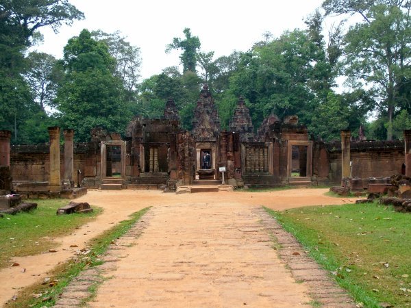 Front of Banteay Srey