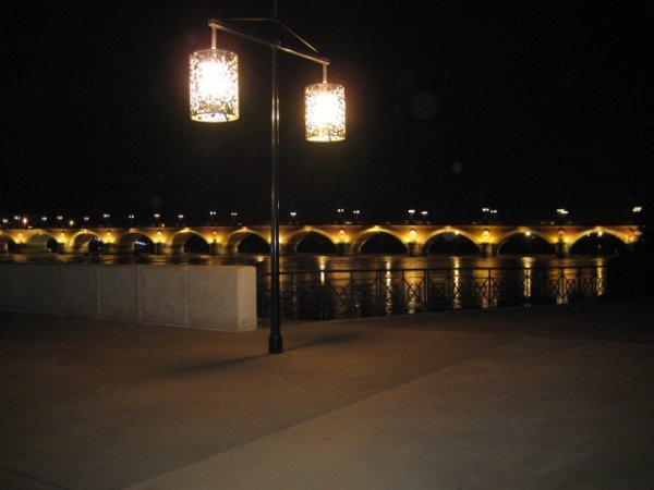 The Garonne at night