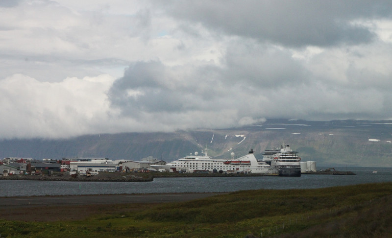 Cruise Ships in Isafjordur
