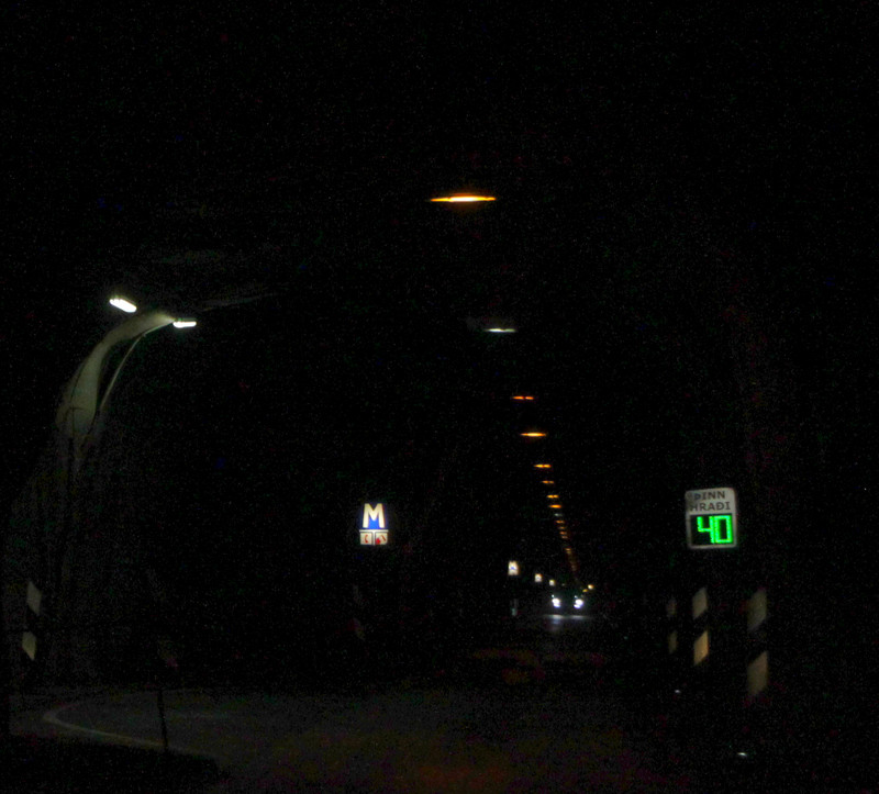 One-lane tunnel