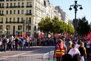 Fake news. A pro-communist demonstration created for a movie being filmed on La Canebiere 
