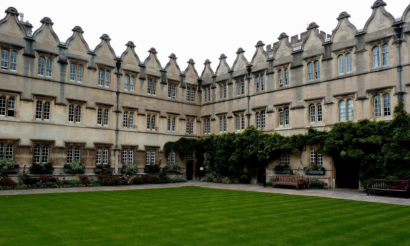 Oxford college quad