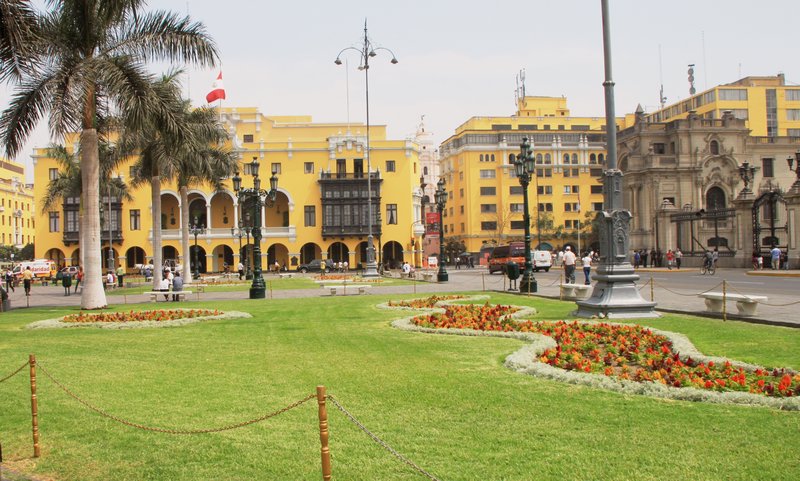 Plaza de Armas, Lima 1