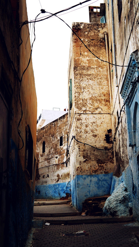 Looking up a Meknes street