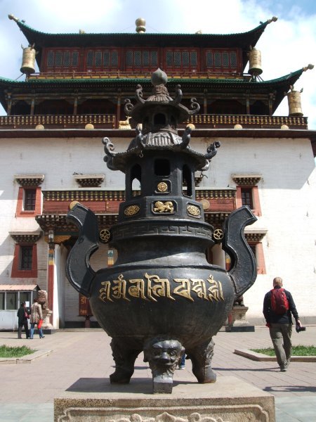 Gandantegchinlen Monastery 6