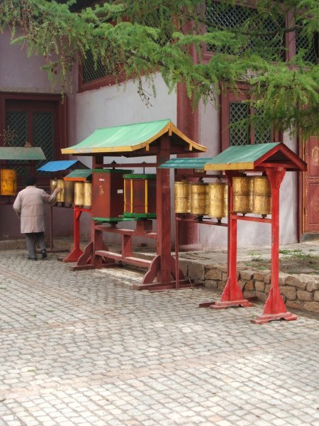 Gandantegchinlen Monastery 8